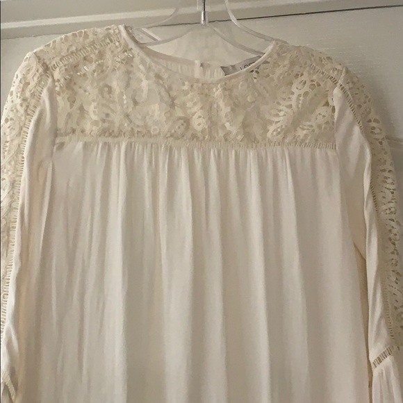 Lace Blouse - Picture 4 of 6